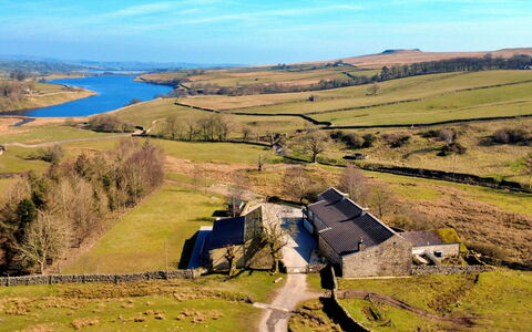 Blackton Farmhouse: Landscape, Grassland, Rural Area, Land Lot, Plain, Cottage, Meadow, Pasture, Village, Stone Wall