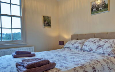 South Lodge at Longford
