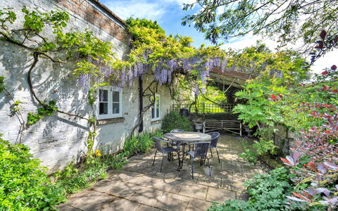 The Pottage: Flower, Vegetation, Shrub, Plant Community, Garden, Groundcover, Spring, Cottage, Backyard