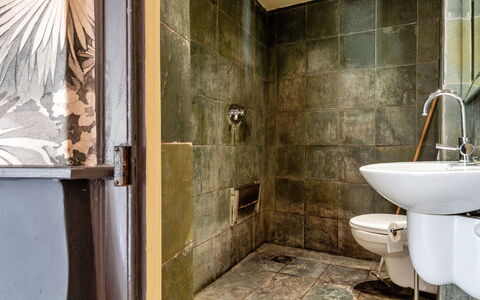 Morley House: Toilet Seat, Bathroom, Plumbing Fixture, Wall, Toilet, Flooring, Floor, Interior Design, Plumbing, Tile