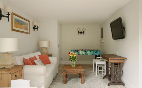 Dunford Barn: Furniture, Interior Design, Wall, Wood, Couch, Flooring, Room, Floor, Ceiling, Living Room