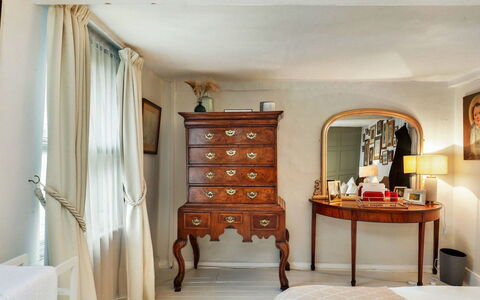 Aarons: Furniture, Interior Design, Bedroom, Bed, Wall, Wood, Bed Sheet, Bedding, Room, Textile