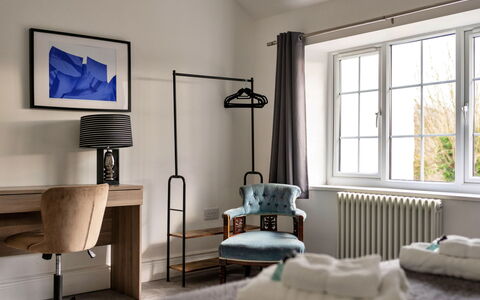The Mount: Furniture, Interior Design, Wall, Flooring, Floor, Wood, Bedroom, Textile, Lighting, Bed