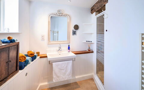 Mill Barn by the Stream: Plumbing Fixture, Interior Design, Bathroom, Flooring, Tap, Plumbing, Bathroom Cabinet, Floor, Home, Sink