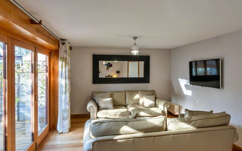 Hollies Cottage, Oak (3 Bed): Furniture, Interior Design, Couch, Flooring, Wall, Floor, Room, Wood, Ceiling, Living Room