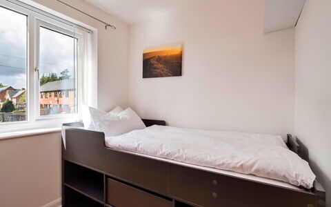 Elizabeth House: Interior Design, Furniture, Wood, Bedroom, Floor, Bed, Flooring, Bed Sheet, Ceiling, Bedding