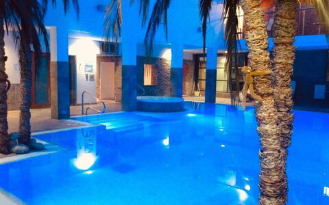 Elizabeth House: Swimming Pool, Resort, Hotel, Eco Hotel, Night, Water Feature, Resort Town, Boutique Hotel