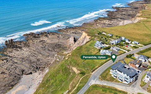 Perrantide: Coast, Sea, Coastal And Oceanic Landforms, Shore, Beach, Land Lot, Ocean, Bay, Sand