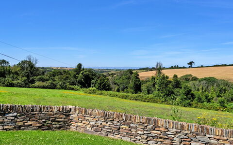 The Cart Shed: Grass, Wall, Stone Wall, Grassland, Rock, Landscape, Land Lot, Rural Area, Plain