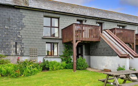 Squire, Quinceborough Farm: Grass, Roof, Land Lot, Cottage, Home, Groundcover, Lawn, Yard, Garden, Estate