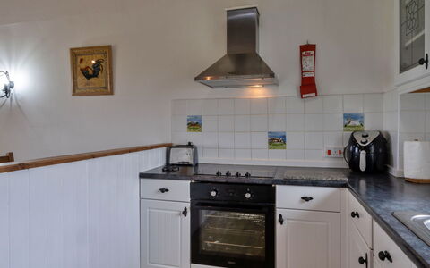 Squire, Quinceborough Farm: Kitchen, Flooring, Countertop, Wood, Kitchen Appliance, Interior Design, Cabinetry, Major Appliance, Floor, Ceiling