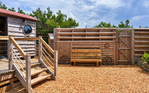 Manderley: Wood, Garden, Wood Stain, Log Cabin, Yard, Fence, Garden Buildings, Backyard, Hardwood, Deck