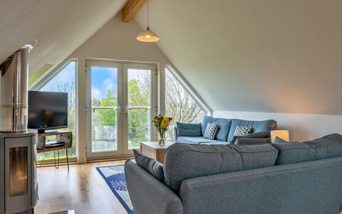 Tregirls: Wood, Furniture, Flooring, Interior Design, Home, Ceiling, Chair, Living Room, Hardwood, Wood Stain
