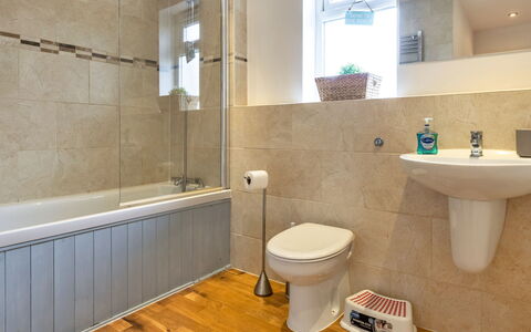 Tregirls: Bathroom, Flooring, Floor, Plumbing Fixture, Wall, Bathtub, Interior Design, Toilet, Toilet Seat, Plumbing