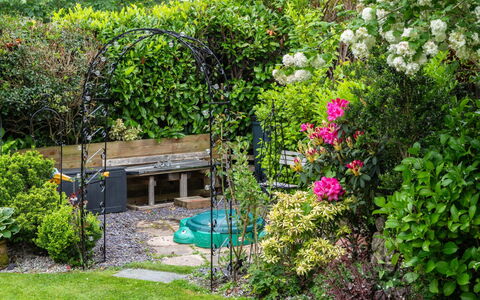 Swallow Cottage: Flower, Garden, Shrub, Plant Community, Groundcover, Spring, Backyard, Landscaping, Yard