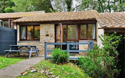 St. Ives 637: House, Home, Cottage, Roof, Door, Siding, Shade, Yard, Garden Buildings, Porch