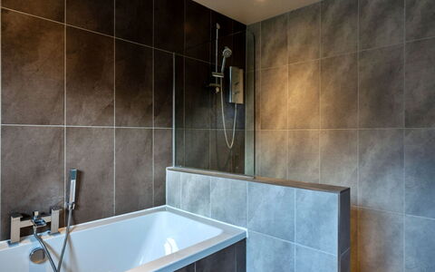 Lake View: Wall, Flooring, Plumbing Fixture, Floor, Bathroom, Interior Design, Bathtub, Plumbing, Composite Material, Tap