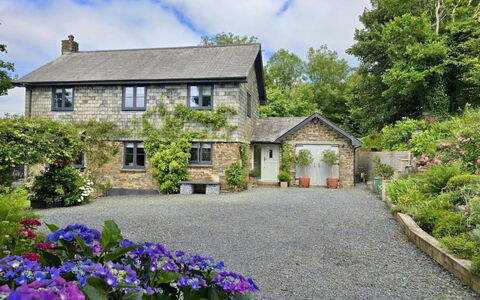 Thyme Bank: Shrub, House, Cottage, Roof, Home, Garden, Estate, Driveway, Farmhouse