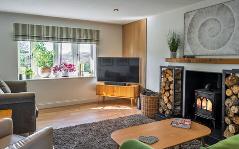 Thyme Bank: Furniture, Interior Design, Flooring, Wall, Floor, Wood, Room, Living Room, Ceiling, Couch