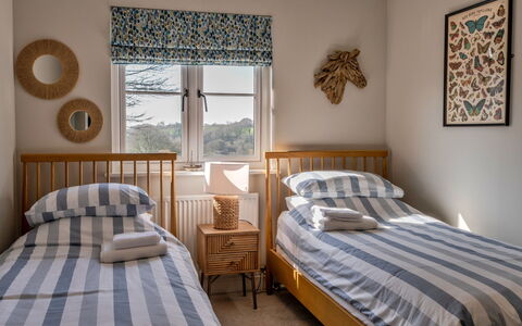 Thyme Bank: Bed, Furniture, Bedding, Bedroom, Interior Design, Bed Sheet, Wood, Floor, Linens, Flooring