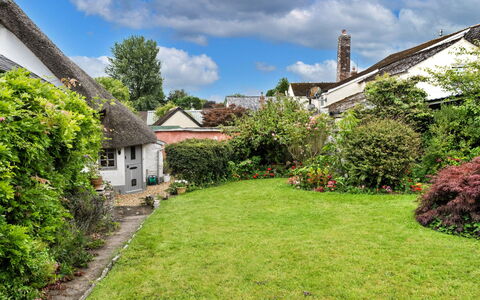 Okehampton 619: House, Shrub, Roof, Cottage, Home, Garden, Groundcover, Landscaping, Yard