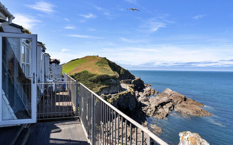 Sea Views Apartment in Ilfracombe: Water, Body Of Water, Coast, Sea, Coastal And Oceanic Landforms, Headland, Terrain, Ocean, Shore, Promontory