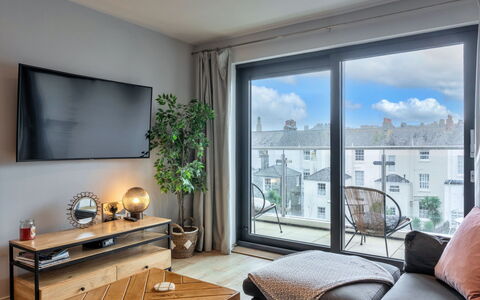 Plymouth Residence 53: Interior Design, Furniture, Ceiling, Apartment, Couch, Flooring, Living Room, Home, Room, Floor
