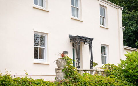 Coulscott House: Shrub, Home, Cottage, Sash Window, Estate, Yard, Farmhouse, Villa, Balcony, Home Fencing