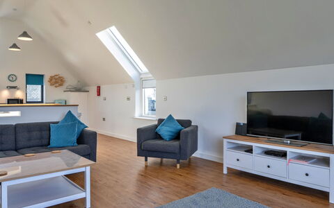 Greenway: Furniture, Interior Design, Flooring, Wood, Floor, Ceiling, Room, Lighting, Living Room, Home