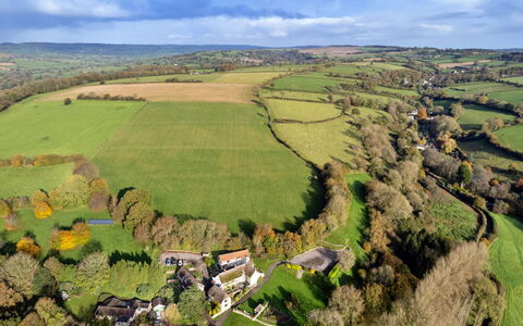 Lea Hill, Woodpecker: Natural Landscape, Aerial Photography, Landscape, Plain, Bird'S-Eye View, Grassland, Land Lot, Field, Rural Area, Village