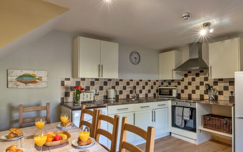 Trimstone Manor - Paddock Cottage: Furniture, Interior Design, Wood, Flooring, Ceiling, Kitchen, Floor, Room, Countertop, Cabinetry