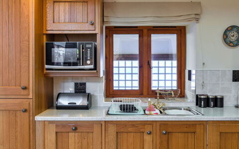 Cob Barn, Great Houndbeare Farm: Cabinetry, Kitchen, Countertop, Kitchen Appliance, Wood, Furniture, Interior Design, Major Appliance, Cupboard, Room