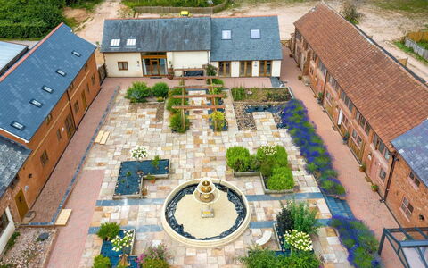 Lime Cottage, Great Houndbeare Farm: Garden, Estate, Groundcover, Landscaping, Courtyard, Yard, Driveway, Flagstone, Lawn, Hacienda