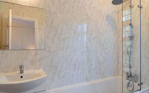 Heselwood: Wall, Plumbing Fixture, Interior Design, Flooring, Bathroom, Floor, Tap, Plumbing, Bathtub, Bathroom Sink
