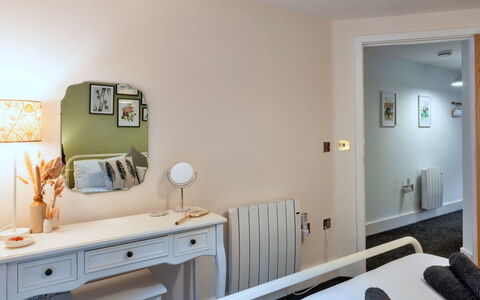 Fowey 602: Furniture, Bed, Interior Design, Bedroom, Bedding, Wall, Bed Sheet, Flooring, Floor, Room