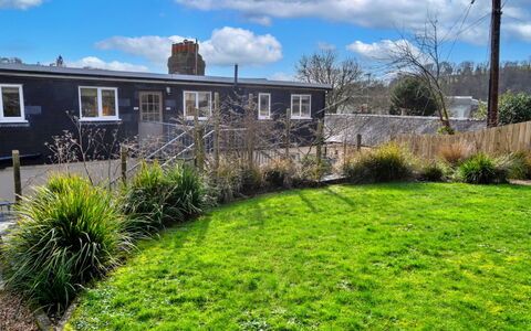 Bosuns Loft at Mixtow Creek: Grass, Shrub, Garden, Residential Area, House, Land Lot, Home, Lawn, Groundcover