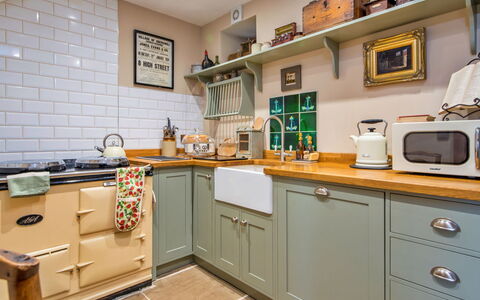 Gablebach: Kitchen, Kitchen Appliance, Cabinetry, Interior Design, Furniture, Countertop, Major Appliance, Drawer, Flooring, Kitchen Stove