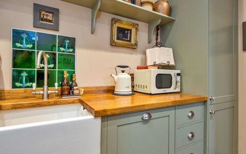 Gablebach: Kitchen, Cabinetry, Interior Design, Kitchen Appliance, Countertop, Wood, Drawer, Major Appliance, Flooring, Furniture