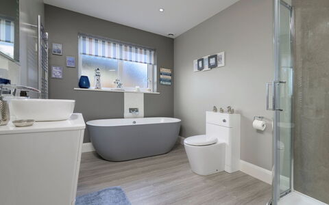 Tan-Y-Foel: Interior Design, Flooring, Wall, Floor, Plumbing Fixture, Bathroom, Ceiling, Home, Lighting, Bathtub