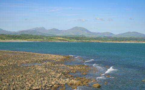 Ty Glan Y Mor: Blue, Water, Water Resources, Body Of Water, Cloud, Coast, Coastal And Oceanic Landforms, Bank, Shore, Sea