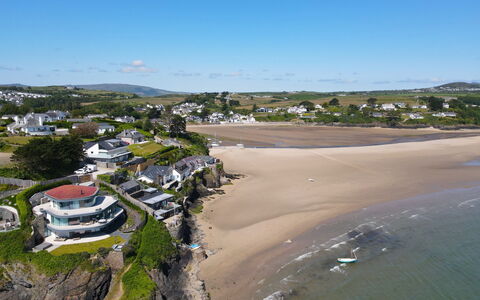 Hampton Coast: Coast, Coastal And Oceanic Landforms, Beach, Shore, Sea, Rock, Sand, Ocean, Headland