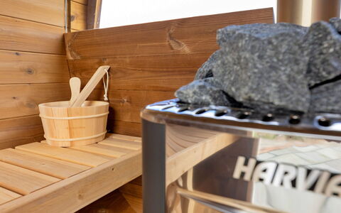 Waen Farm Cottage: Hardwood, Natural Material, Wood Stain, Food, Plank