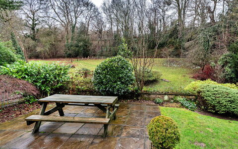 Dolhyfryd Lodge: Grass, Leaf, Vegetation, Shrub, Outdoor Bench, Garden, Plant Community, Groundcover, Land Lot
