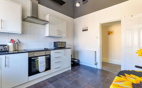 Colwyn Bay 646: Flooring, Floor, Ceiling, Interior Design, Major Appliance, Kitchen, Lighting, Room, Apartment, Countertop