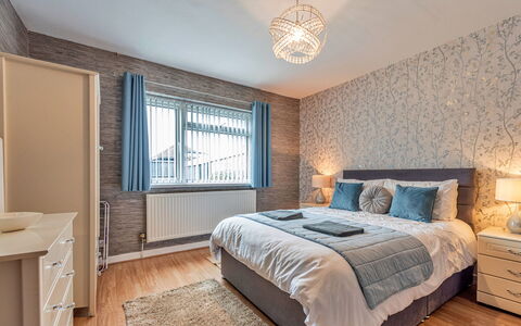 Hafan Traeth: Bed, Interior Design, Bedroom, Bedding, Furniture, Bed Sheet, Ceiling, Wood, Flooring, Floor