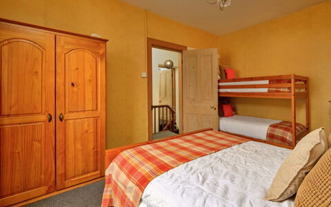 Bod Gwynedd: Furniture, Bed, Interior Design, Bedroom, Flooring, Floor, Wood, Bed Sheet, Room, Bedding
