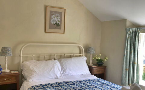 Pen-Y-Groes: Furniture, Bed, Bedroom, Bedding, Wall, Bed Sheet, Interior Design, Wood, Linens, Floor