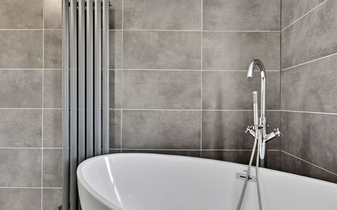 Seamill Beach House: Wall, Plumbing Fixture, Flooring, Bathroom, Floor, Interior Design, Tile, Plumbing, Tap