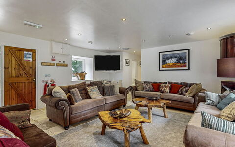 Old Barn at Ormidale House: Furniture, Couch, Interior Design, Wood, Ceiling, Living Room, Flooring, Floor, Room, Home