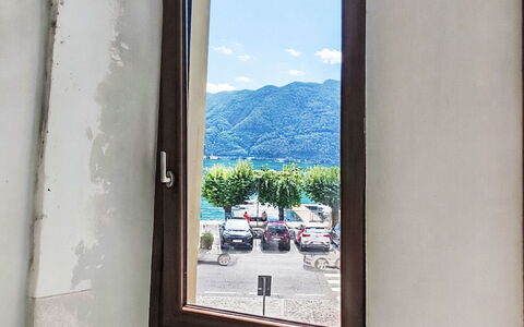 La Finestra sul Lago: Tableware, Serveware, Cup, Coffee Cup, Drinkware, Teapot, Food, Dishware, Teacup, Porcelain